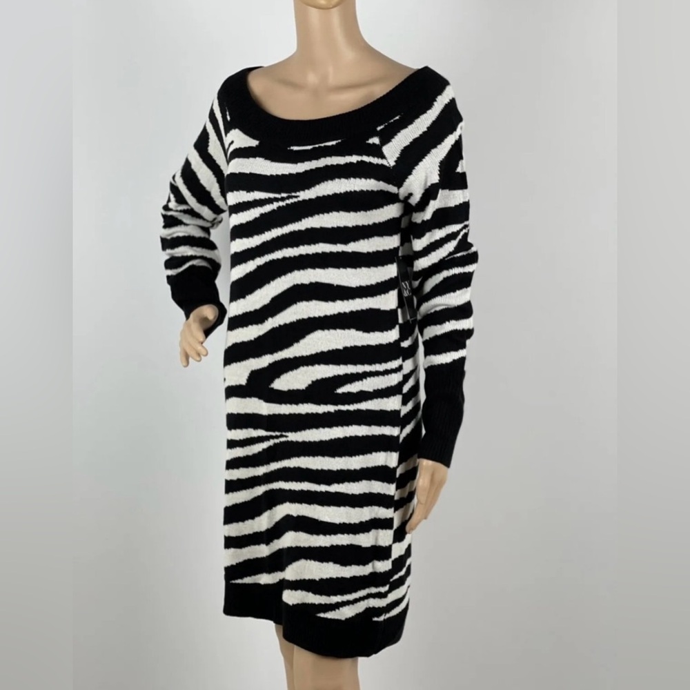 NY&C Black and White Leopard Print Women’s Sweater Dress